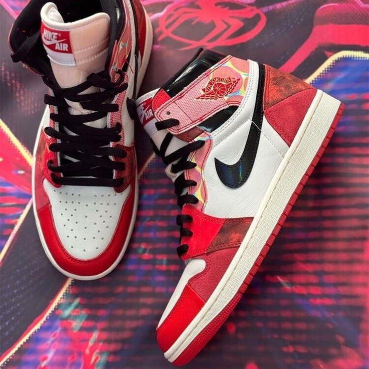 Jordan 1 High "Spiderman Across the spider-verse" 🕷️