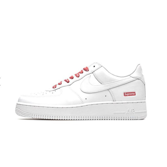 Nike Air Force 1 x Supreme "Triple White"